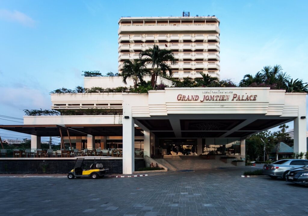 Паттайя: Grand Jomtien Palace Hotel