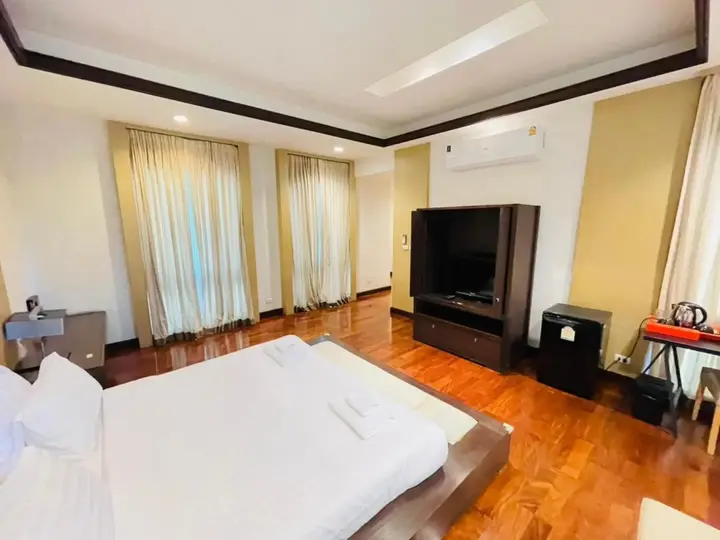 Чонбури: Royal Sammuk villas
