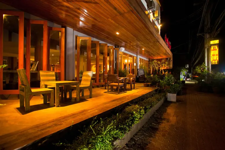 Мае-Сай: Afterglow hostel