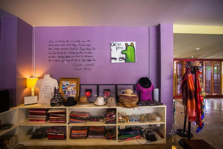 Мае-Сай: Afterglow hostel