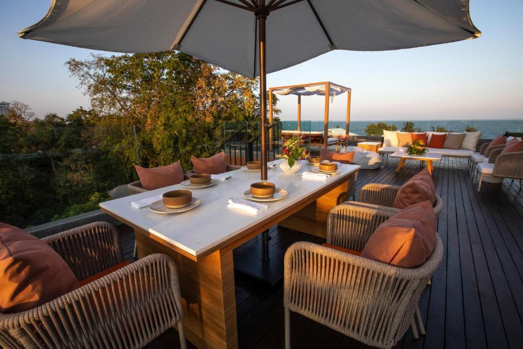 Хуахин: Cape Nidhra Hotel Hua Hin