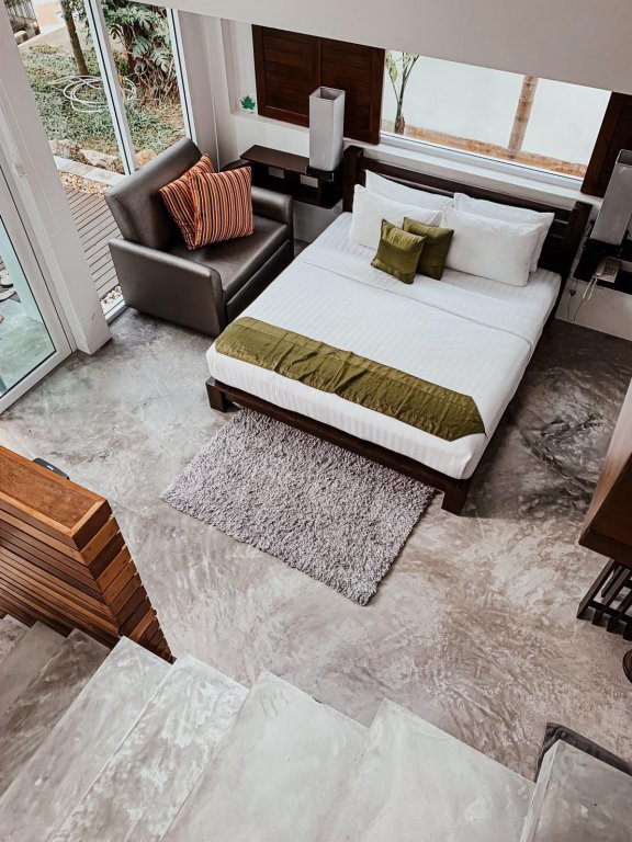 Остров Тау: Sairee Hut Resort