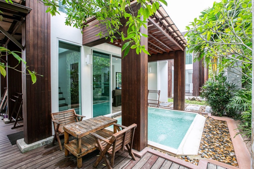 Остров Тау: Sairee Hut Resort