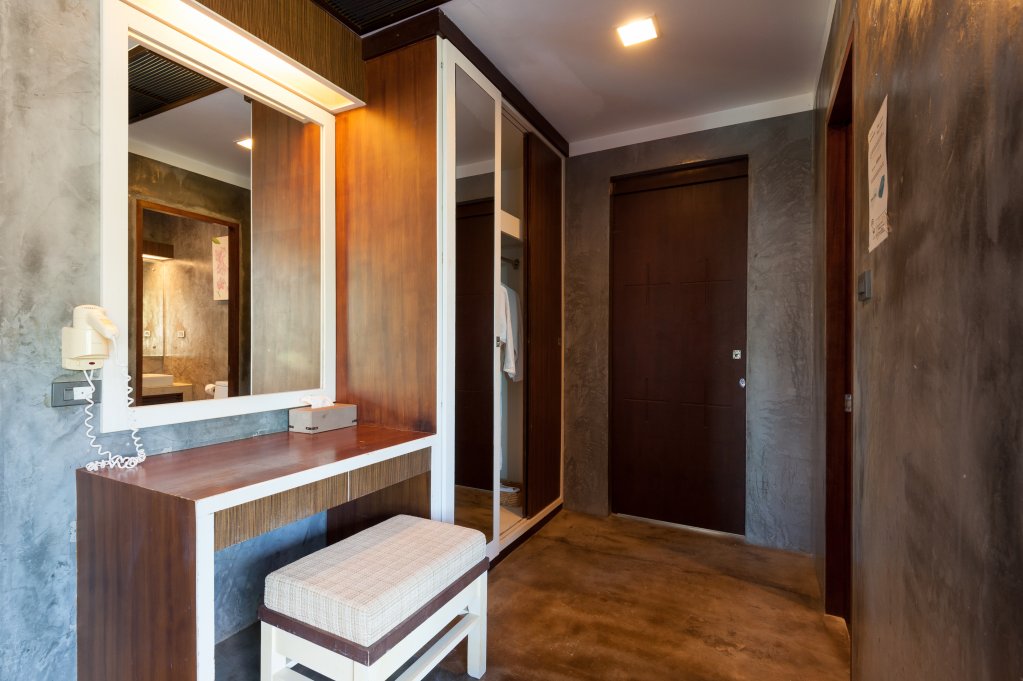 Остров Тау: Sairee Hut Resort