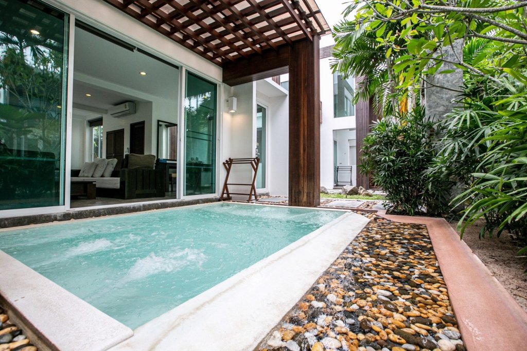 Остров Тау: Sairee Hut Resort