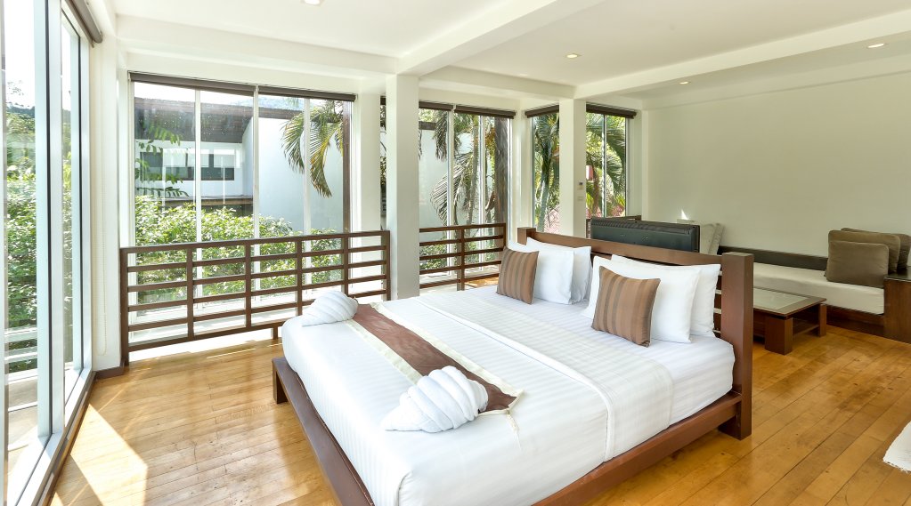 Остров Тау: Sairee Hut Resort
