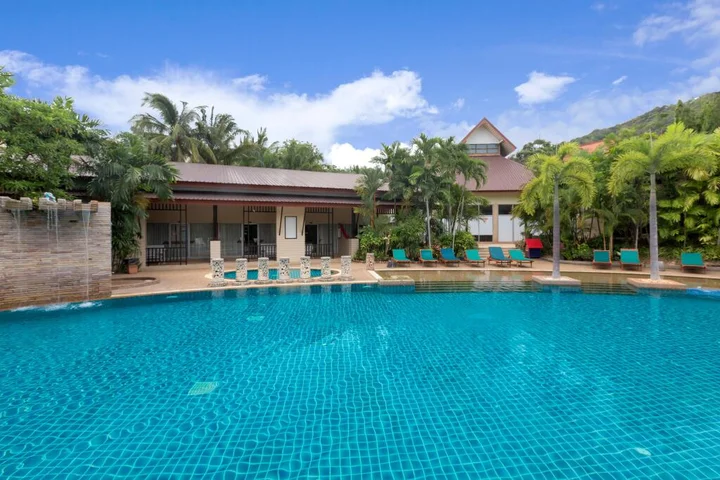 Краби: Ao Nang Timber House