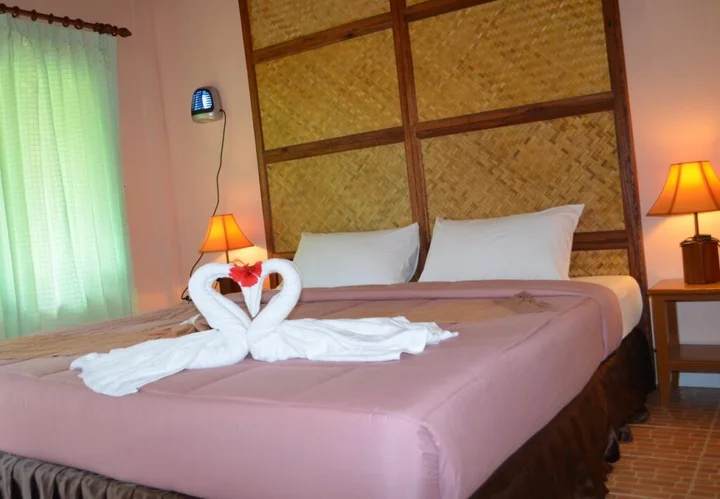 Ланта: Pada Hotel