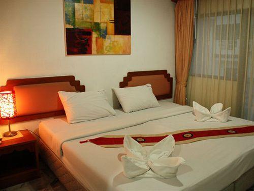 Кату: Paradise Resortel