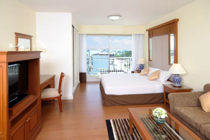 Районг: Kameo Grand Rayong