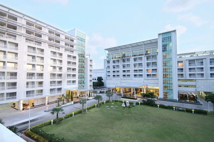 Районг: Kameo Grand Rayong