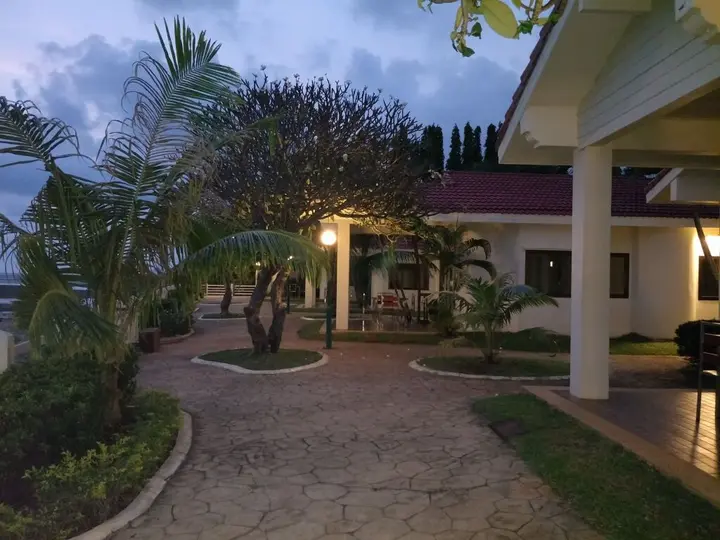 Кхлонг Кхут: New Travel Beach Resort