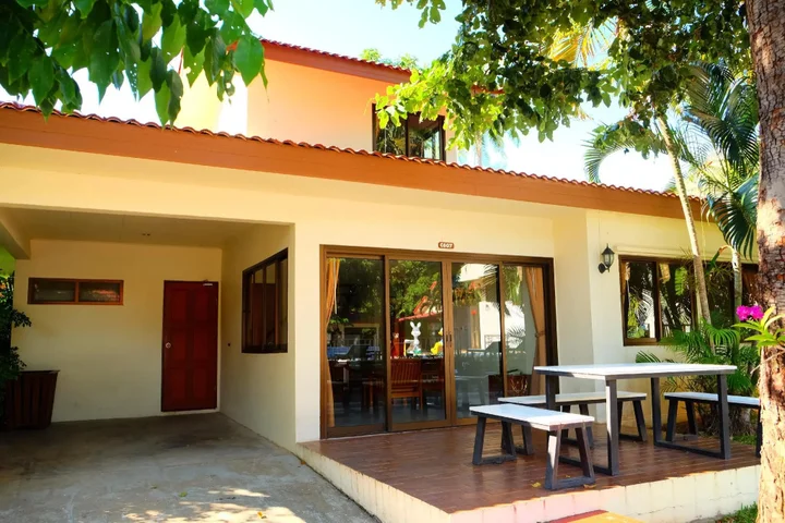 Кхлонг Кхут: New Travel Beach Resort