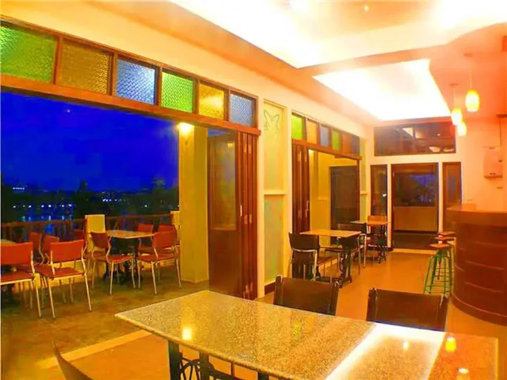 Бангкок: Suphan Lake Hometel