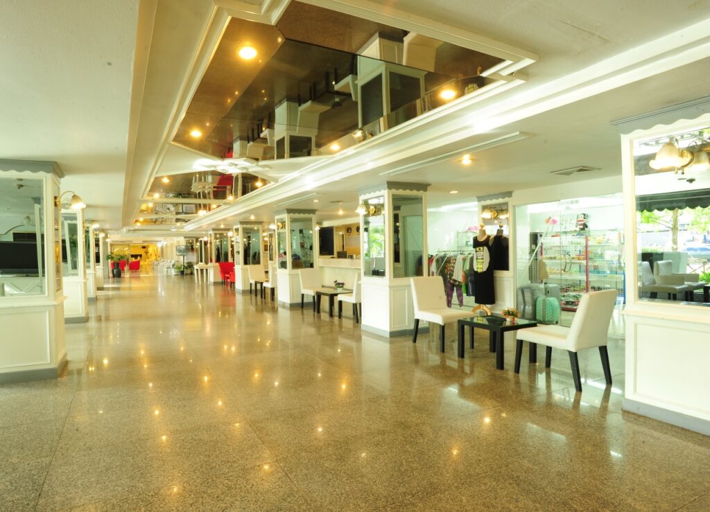 Бангкок: Chaleena Hotel