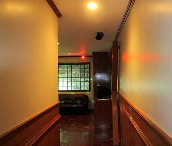 Бангкок: BBB Inn Hotel