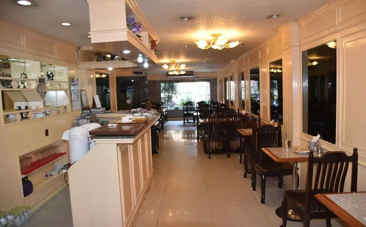 Бангкок: Woodlands Inn