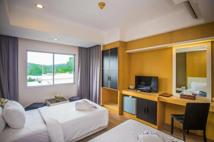Столичный район Чантхабури: New Travel Lodge Hotel