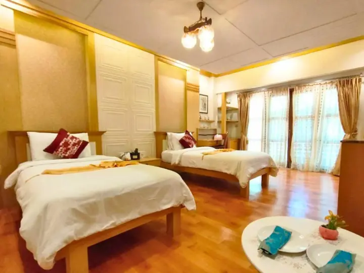 Прачуапкхирикхан: Vartika Resovilla KuiBuri Beach Resort and Villas