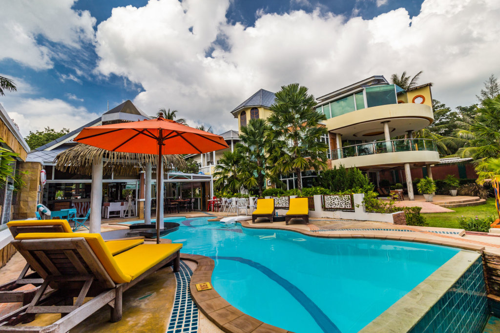 Прачуапкхирикхан: Vartika Resovilla KuiBuri Beach Resort and Villas