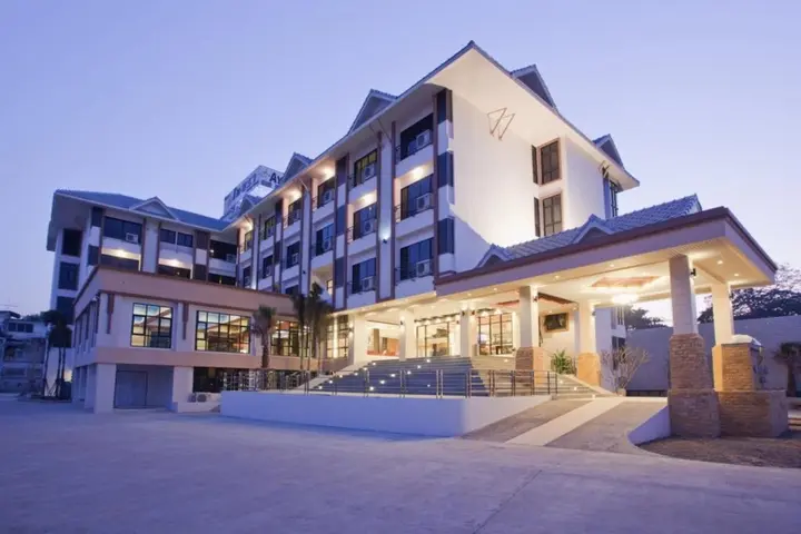 Пхитсанулок: Ayara Grand Palace Hotel