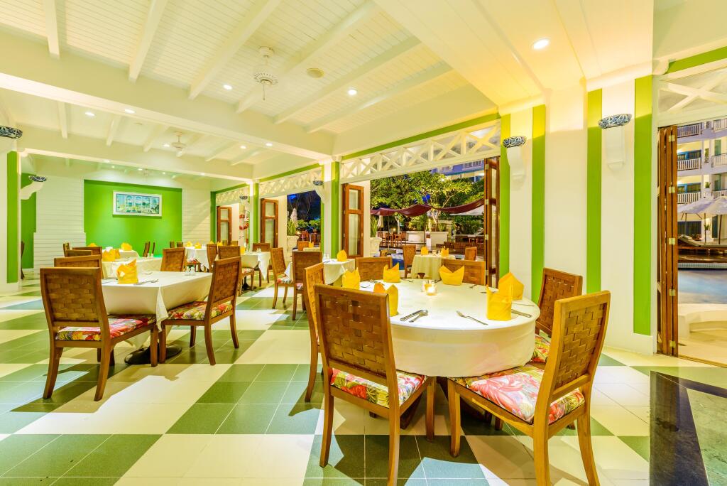 Пхукет: Andaman Seaview Hotel