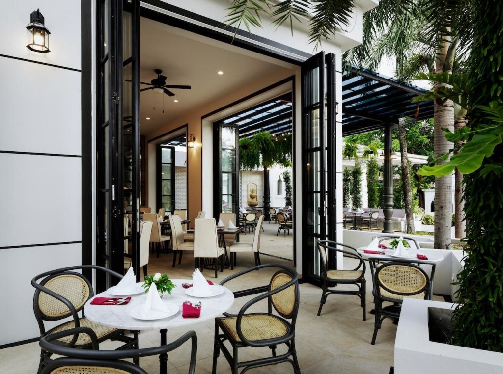 Пхукет: Chanalai Romantica Resort Kata Beach - Adults Only