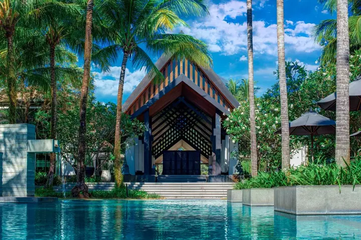 Пхукет: Twinpalms Surin Beach Phuket