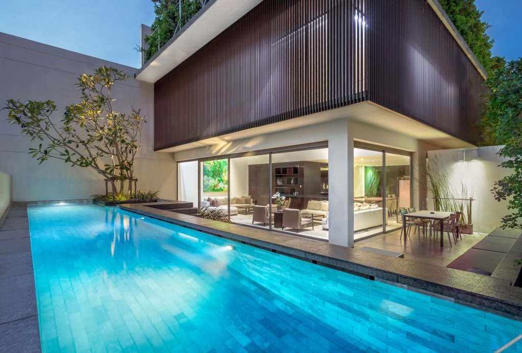 Пхукет: Twinpalms Surin Beach Phuket