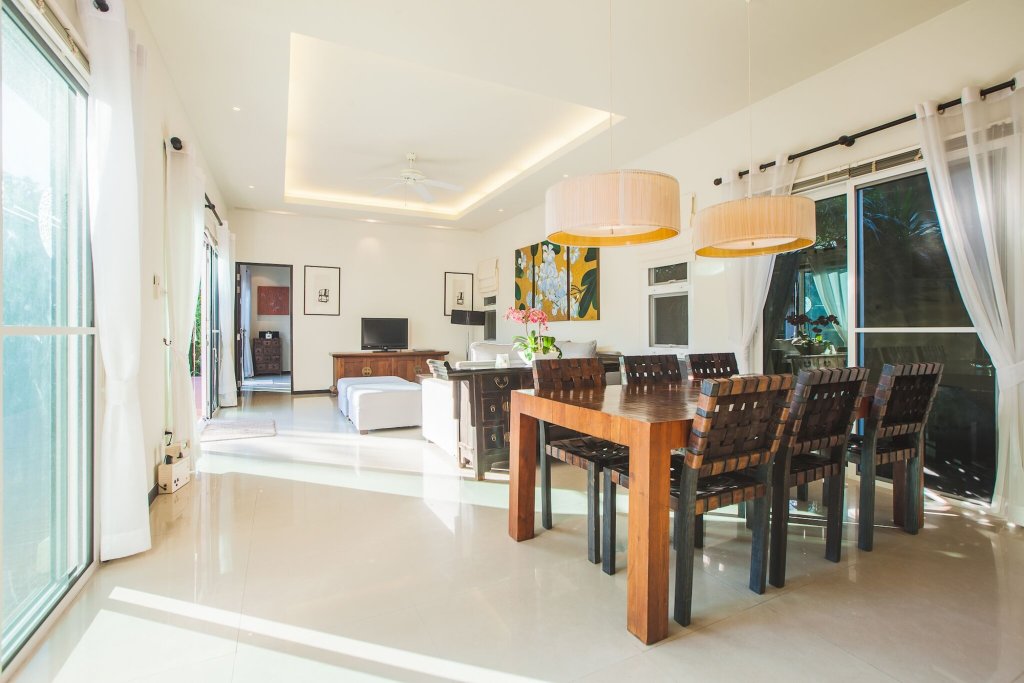 Тхаланг: Two Villas Holiday Oriental Style Layan Beach