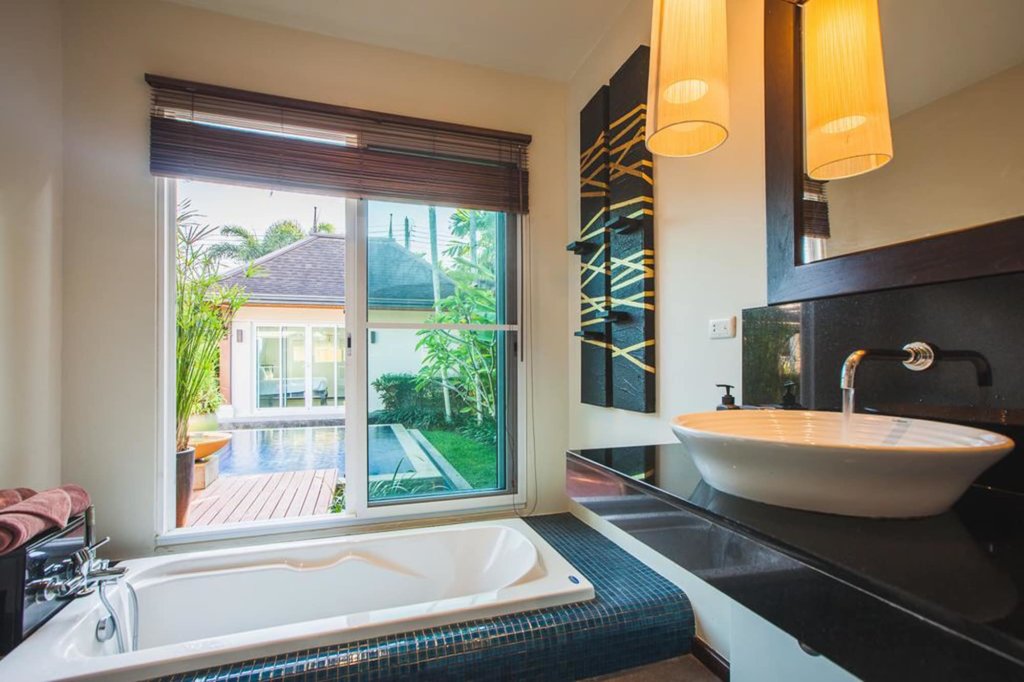 Тхаланг: Two Villas Holiday Oriental Style Layan Beach