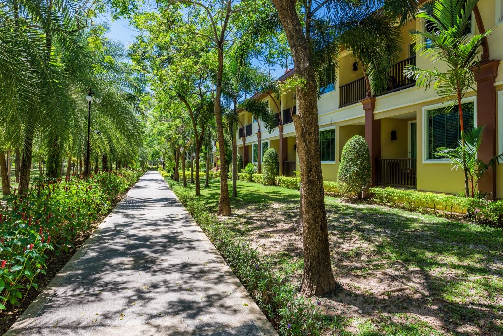 Пхукет: Duangjitt Resort & Spa