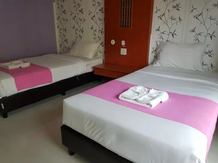 Пхитсанулок: PoonSook Resident Hotel