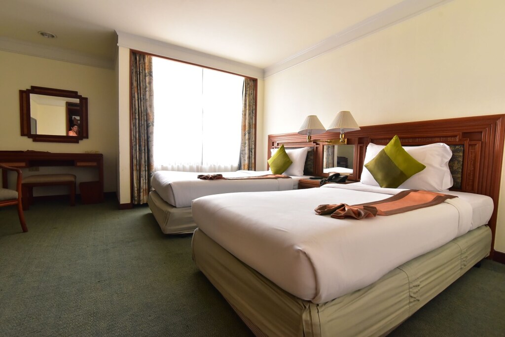 Хатъяй: Hansa JB Hotel