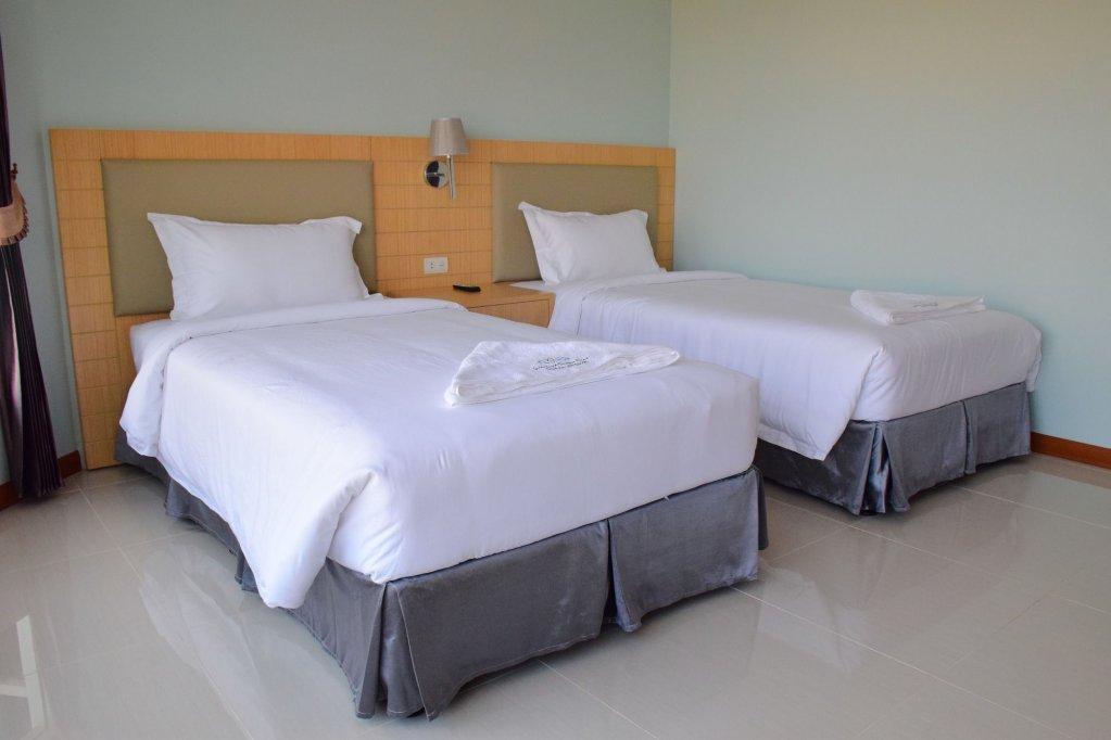 Прачуапкхирикхан: Capital O 1008 Golden Beach Boutique Resort