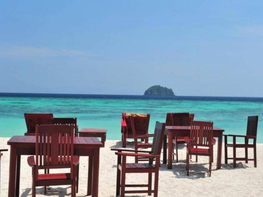 пляж Санрайз: Anda Resort Koh Lipe