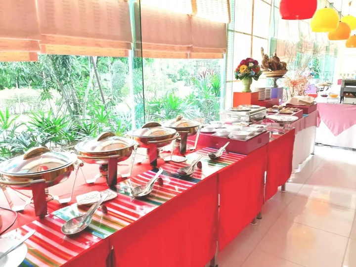 Кхлонг-Янг: V-One Hotel Korat