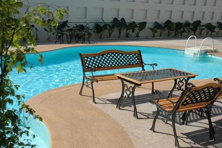 Кхлонг-Янг: V-One Hotel Korat