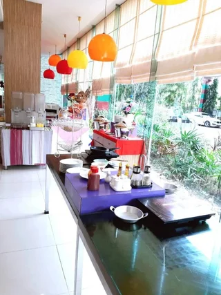 Кхлонг-Янг: V-One Hotel Korat