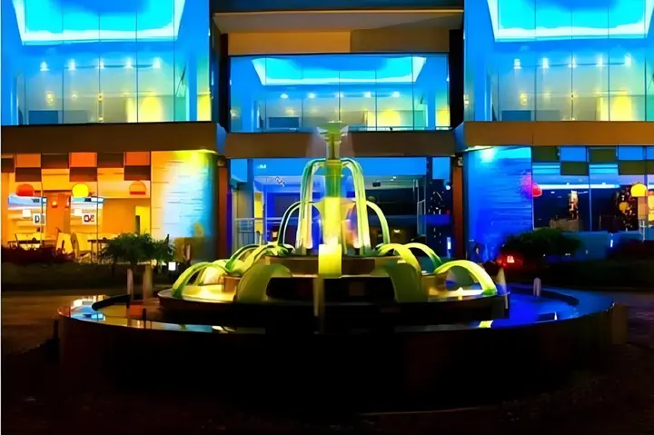 Кхлонг-Янг: V-One Hotel Korat