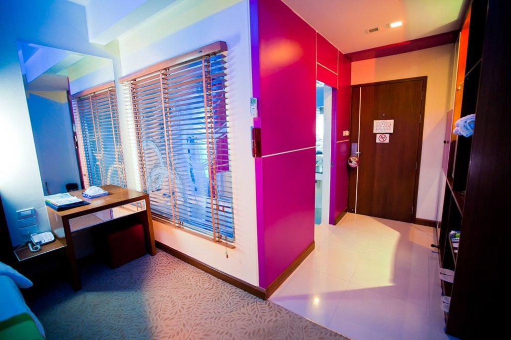 Кхлонг-Янг: V-One Hotel Korat