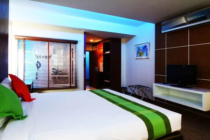 Кхлонг-Янг: V-One Hotel Korat