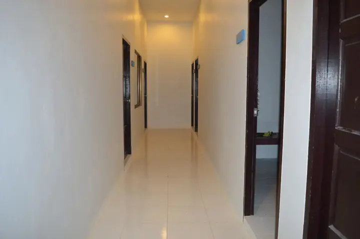 Ханом: B Square Hotel