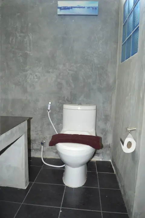 Ханом: B Square Hotel