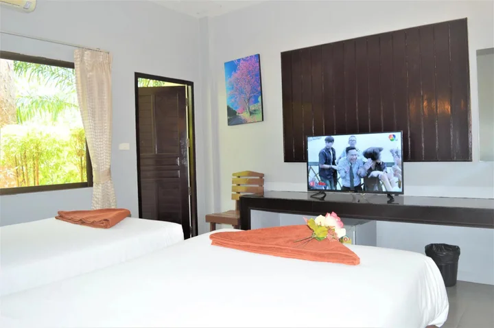 Ханом: B Square Hotel