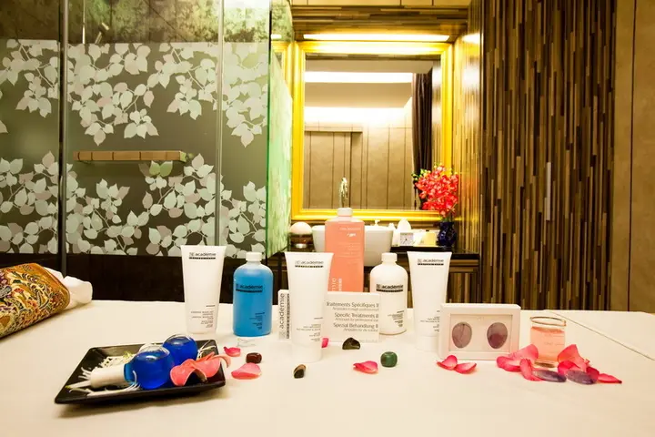 Кату: Курортный отель C&N Resort and Spa