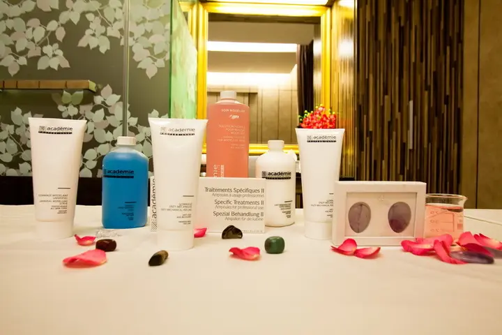 Кату: Курортный отель C&N Resort and Spa