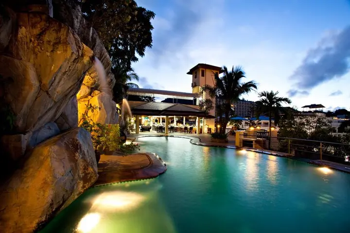 Кату: Курортный отель C&N Resort and Spa