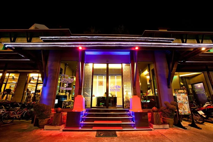 Кату: Курортный отель C&N Resort and Spa