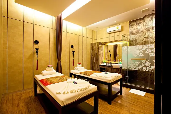 Кату: Курортный отель C&N Resort and Spa